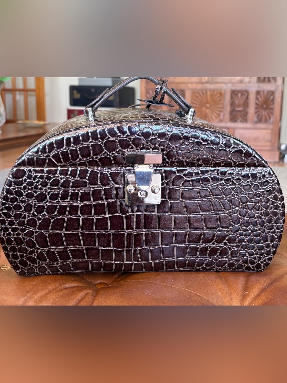 Women's Brown Croc-Embossed Jewelry Case Handbag
